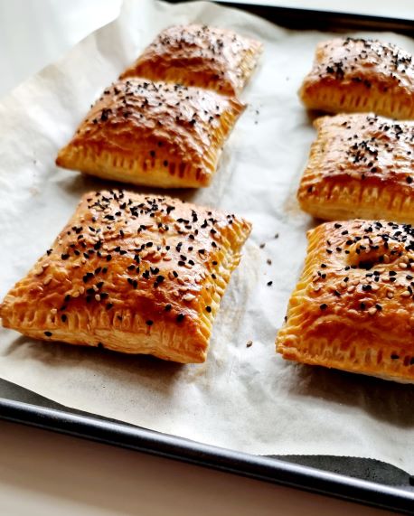Flaky Chicken Puff Pastry Puffs - The Twin Cooking Project by